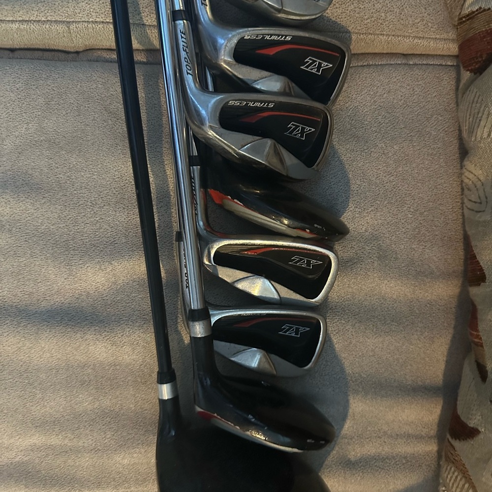 Make an Offer !! Tour Edge Men's Black Golf Club Set